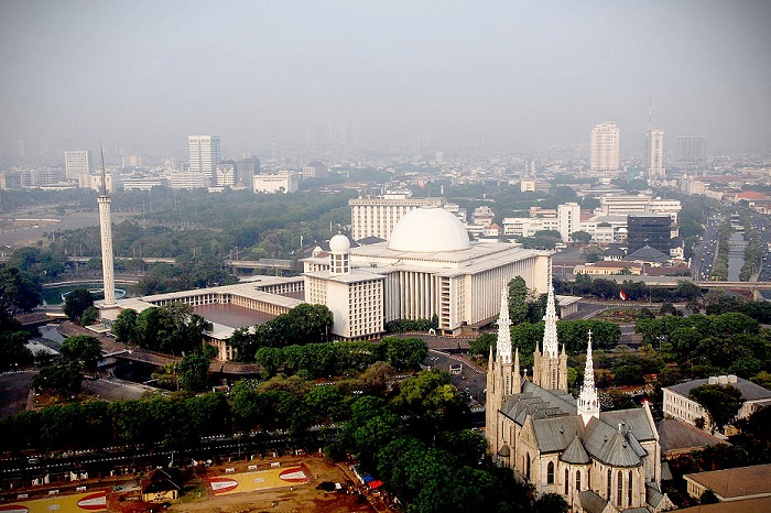 Book review: Religious pluralism in Indonesia
