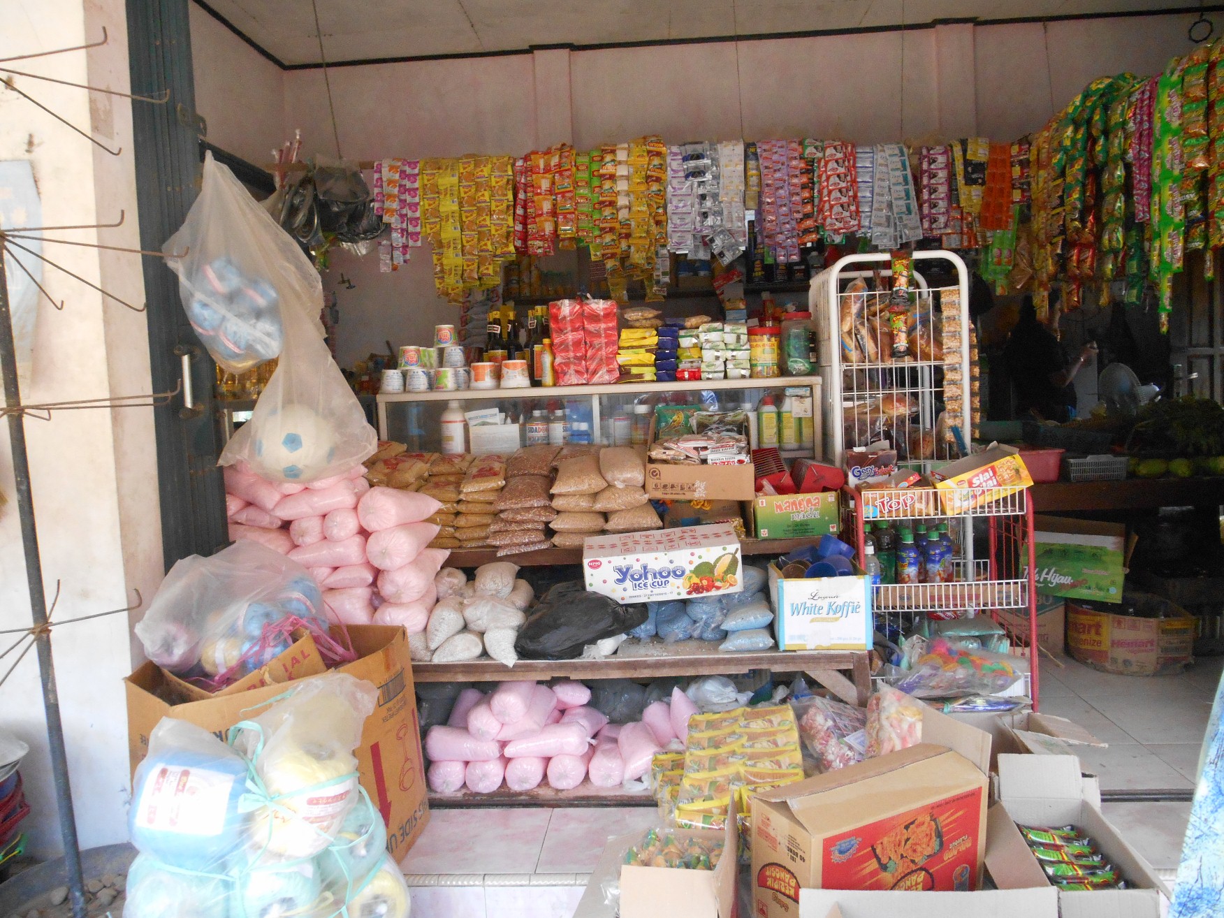 Chemical pesticides and fertiliser are sold freely in small village retailers together with food items - Credit: Center for Anthropological Studies – Universitas Indonesia in collaboration with ARC DG, DP130100051, October 2014 / Muki Wicaksono